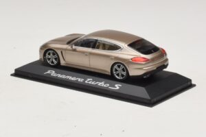 Porsche Panamera 970 Turbo S Bronzová Metalíza Minichamps 1:43 WAP0200600E Kov – obrázok 3 z 4