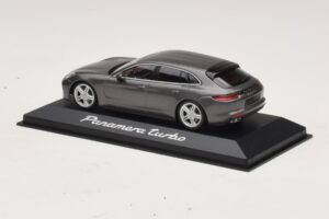 Porsche Panamera 971 Turbo Šedá Metalíza Minichamps 1:43 WAP0207610H Kov – obrázok 3 z 4