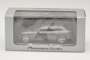 Porsche Panamera 971 Turbo Šedá Metalíza Minichamps 1:43 WAP0207610H Kov – obrázok 4 z 4