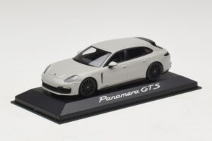 Porsche Panamera GTS 971 Chalk Grey Minichamps 1:43 WAP0207640J Kov – obrázok 2 z 4