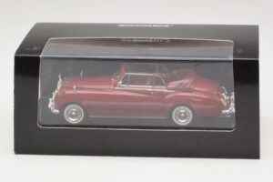 Rolls-Royce Silver Cloud II Kabriolet Červený Minichamps 1:43 436134930 Kov – obrázok 4 z 4