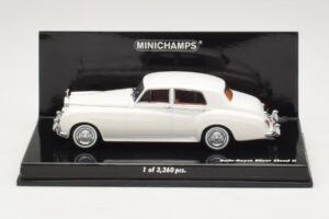 Rolls-Royce Silver Cloud II Biely Minichamps 1:43 436134900 Kov