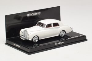 Rolls-Royce Silver Cloud II Biely Minichamps 1:43 436134900 Kov – obrázok 2 z 4