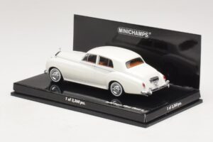 Rolls-Royce Silver Cloud II Biely Minichamps 1:43 436134900 Kov – obrázok 3 z 4