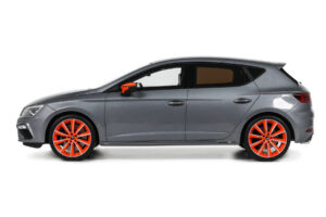 SEAT Leon Cupra Mk3 Performance Pack Monsoon Grey Otto 1:18 OT1306 Živica – obrázok 3 z 5