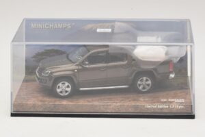 Volkswagen Amarok Hnedý Metalický Minichamps 1:43 436058361 Kov – obrázok 4 z 5