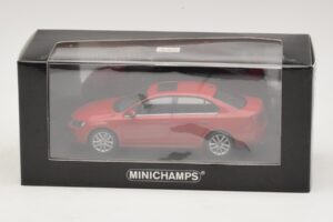 Volkswagen Jetta Mk6 Červená Minichamps 1:43 400059001 Kov – obrázok 4 z 4
