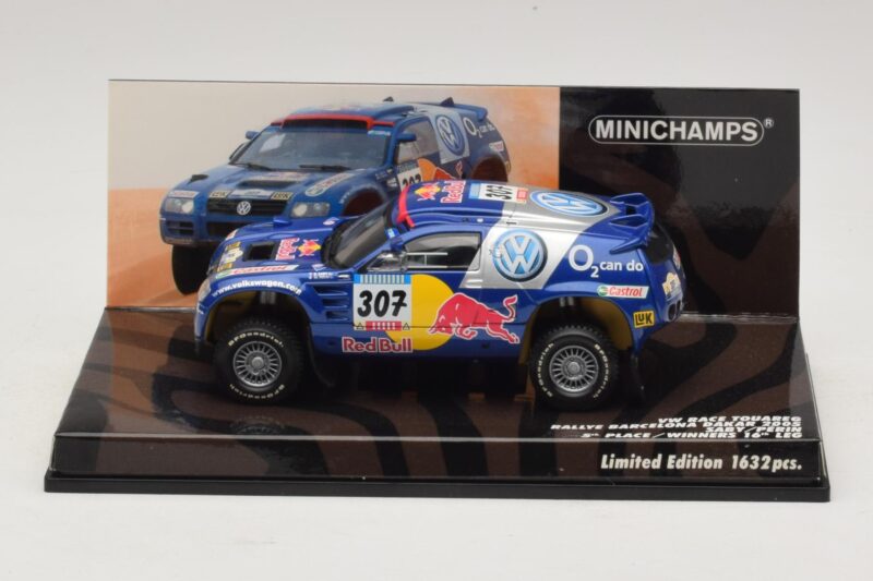 Volkswagen Race Touareg Red Bull #307 B. Saby / M. Perin Dakar Rally 2005 Minichamps 1:43 436055307 Kov