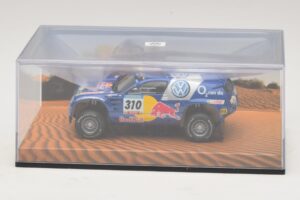 Volkswagen Race Touareg Red Bull #310 Edícia Pre Predajcov 2005 Minichamps 1:43 7LO099400PD310 Kov – obrázok 4 z 5