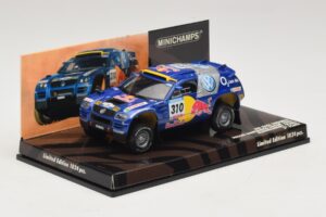Volkswagen Race Touareg Red Bull #310 J. Kleinschmidt / F. Pons Dakar Rally 2005 Minichamps 1:43 436055310 Kov – obrázok 2 z 5