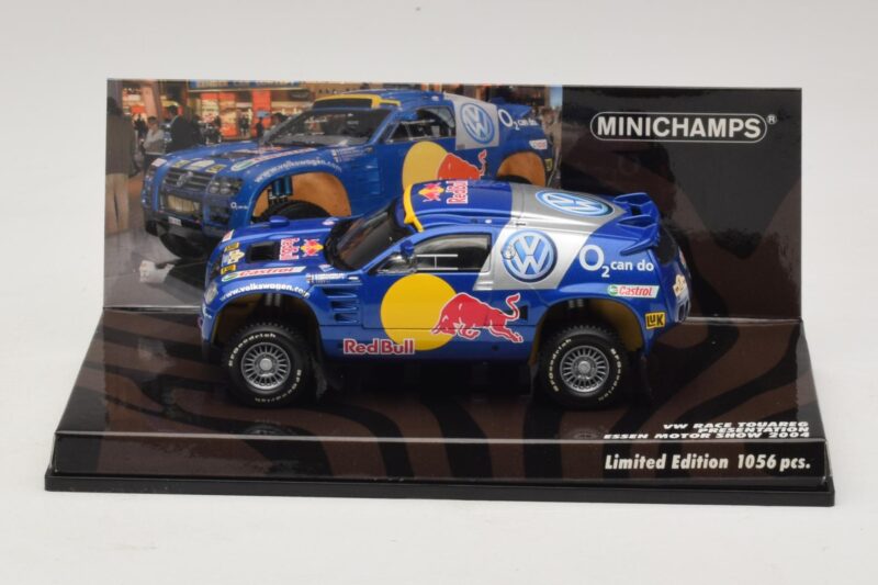 Volkswagen Race Touareg Red Bull Presentation Essen Motor Show 2004 Minichamps 1:43 436045300 Kov