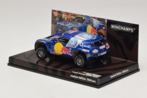 Volkswagen Race Touareg Red Bull Presentation Essen Motor Show 2004 Minichamps 1:43 436045300 Kov – obrázok 3 z 5