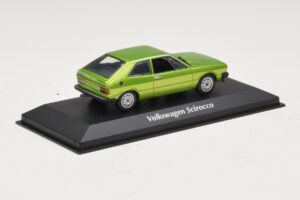 Volkswagen Scirocco Mk1 Zelená Metalíza Maxichamps 1:43 940050420 Kov – obrázok 2 z 4
