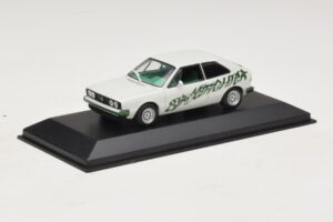 Volkswagen Scirocco Mk1 Streetfighter Biely Minichamps 1:43 430050424 Kov – obrázok 2 z 4