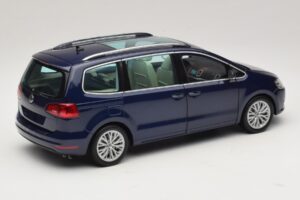 Volkswagen Sharan Blue Metallic Minichamps 1:18 110051000 Kov – obrázok 3 z 8