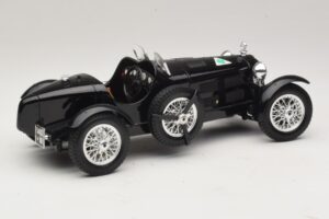 Alfa Romeo 8C Monza Čierny Bburago 1:18 3014-P1 Kov – obrázok 2 z 6