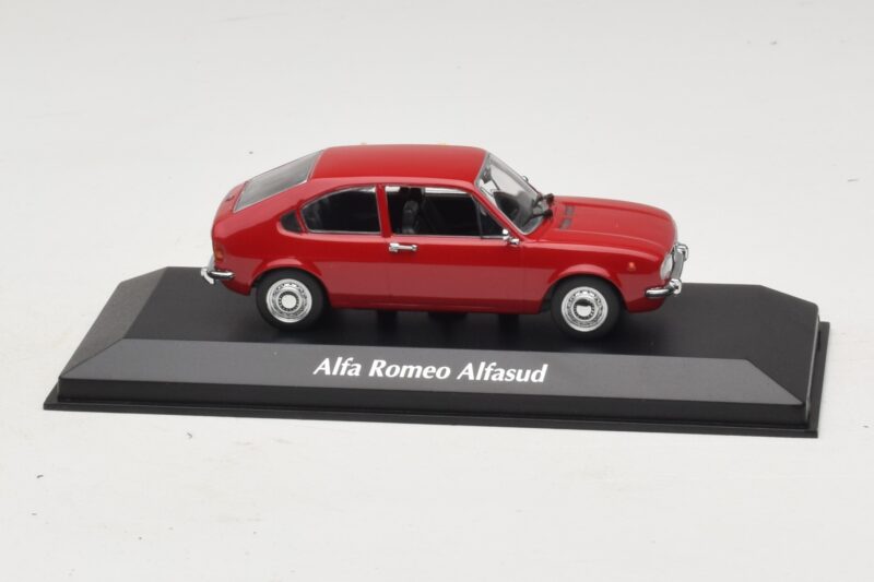 Alfa Romeo Alfasud Červený Maxichamps 1:43 940120100 Kov