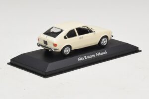 Alfa Romeo Alfasud Biely Maxichamps 1:43 940120101 Kov – obrázok 2 z 5