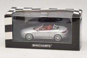 Alfa Romeo Giulia Spider Strieborný Minichamps 1:43 400120731 Kov – obrázok 5 z 5
