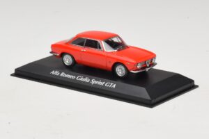 Alfa Romeo Giulia Sprint GTA Červený Maxichamps 1:43 940120440 Kov – obrázok 3 z 5