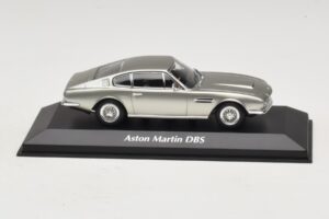 Aston Martin DBS Strieborný Maxichamps 1:43 940137600 Kov