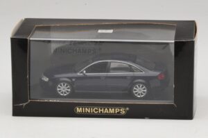 Audi RS6 C5 Modrá Metalíza Minichamps 1:43 400011702 Kov – obrázok 5 z 5