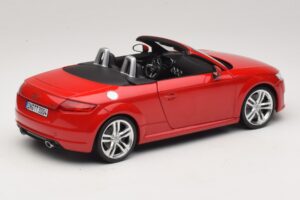 Audi TT 8J Roadster Tango Red Minichamps 1:18 5011400525 Kov – obrázok 3 z 8