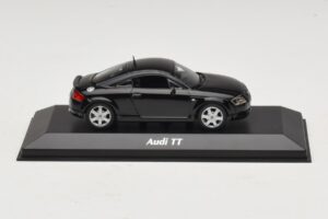 Audi TT 8N Čierny Maxichamps 1:43 940017221 Diecast