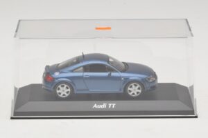 Audi TT 8N Modrá Metalíza Maxichamps 1:43 940017220 Diecast – obrázok 4 z 5
