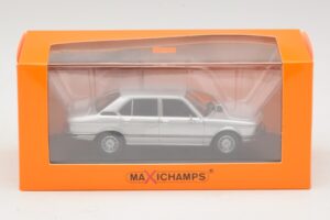 BMW 520 E12 Strieborný Maxichamps 1:43 940023000 Diecast – obrázok 5 z 5