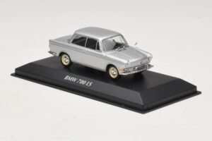 BMW 700 LS Strieborný Maxichamps 1:43 940023700 Diecast – obrázok 3 z 5