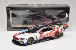 BMW M8 GTE #25 BMW Team RLL B. Auberlen / A. Sims 6 Hours of Watkins Glen 2018 Minichamps 1:18 155182995 Diecast – obrázok 6 z 6