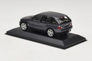 BMW X5 E53 4.4i Šedá Metalíza Náhradná Škatuľa Minichamps 1:43 80420393166-R1 Diecast – obrázok 3 z 5