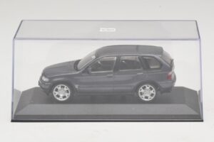 BMW X5 E53 4.4i Šedá Metalíza Náhradná Škatuľa Minichamps 1:43 80420393166-R1 Diecast – obrázok 4 z 5