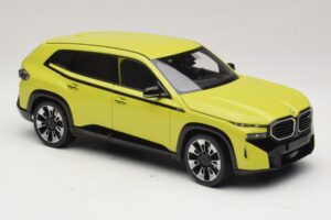 BMW XM G09 Žltý Minichamps 1:18 110023302 Diecast – obrázok 6 z 8