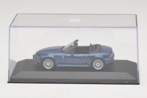 BMW Z3 E36/7 1.8 M Package Modrý Náhradná Škatuľa Minichamps 1:43 80429411714-R1 Diecast – obrázok 4 z 5