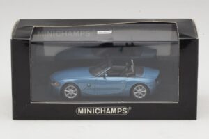 BMW Z4 E85 Svetlomodrá Metalíza Náhradná Škatuľa Minichamps 1:43 80420144054-R1 Diecast – obrázok 5 z 5