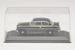 Borgward Isabella Taxi Čierny Minichamps 1:43 400096095 Kov – obrázok 4 z 5