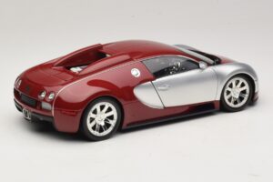 Bugatti Veyron Centenaire Edition Chrome Red Minichamps 1:18 100110851 Kov – obrázok 3 z 8
