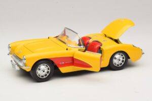 Chevrolet Corvette C1 Kabriolet Žltý Červený Bburago 1:18 3034-M2 Kov – obrázok 2 z 8
