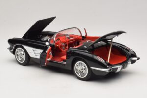 Chevrolet Corvette C1 Tuxedo Black AUTOart 1:18 71142 Diecast – obrázok 5 z 8