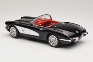 Chevrolet Corvette C1 Tuxedo Black AUTOart 1:18 71142 Diecast – obrázok 7 z 8