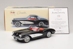 Chevrolet Corvette C1 Tuxedo Black AUTOart 1:18 71142 Diecast – obrázok 8 z 8