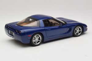 Chevrolet Corvette C5 Commemorative Edition Modrý AUTOart 1:18 71157 Kov – obrázok 4 z 9