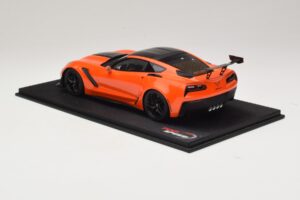 Chevrolet Corvette C7 ZR-1 High Voltage Tint TopSpeed 1:18 TS0147 Živica – obrázok 5 z 6