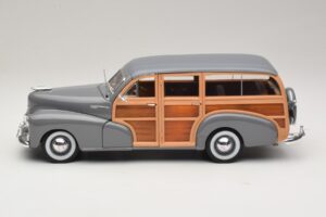 Chevrolet Fleetmaster Woody Šedý Maisto 1:18 31854 Kov – obrázok 4 z 8