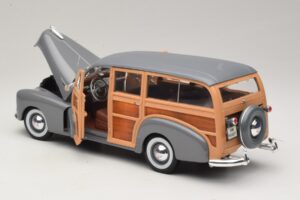 Chevrolet Fleetmaster Woody Šedý Maisto 1:18 31854 Kov – obrázok 5 z 8