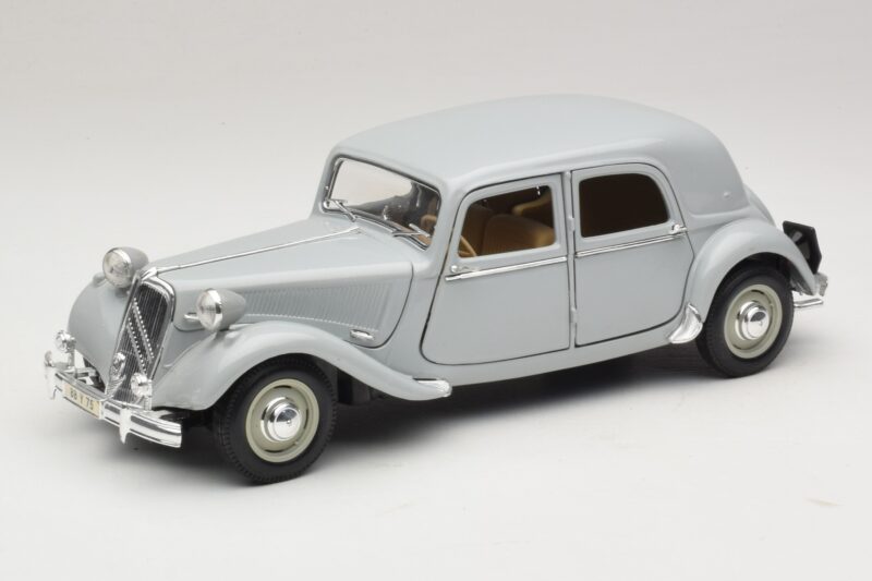 Citroen 15CV Six Šedý Maisto 1:18 31837 Kov