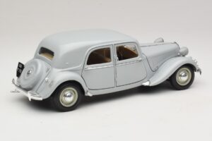 Citroen 15CV Six Šedý Maisto 1:18 31837 Kov – obrázok 3 z 8