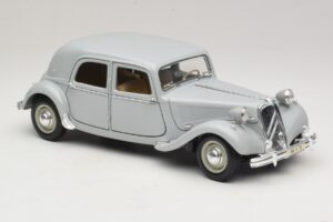Citroen 15CV Six Šedý Maisto 1:18 31837 Kov – obrázok 6 z 8